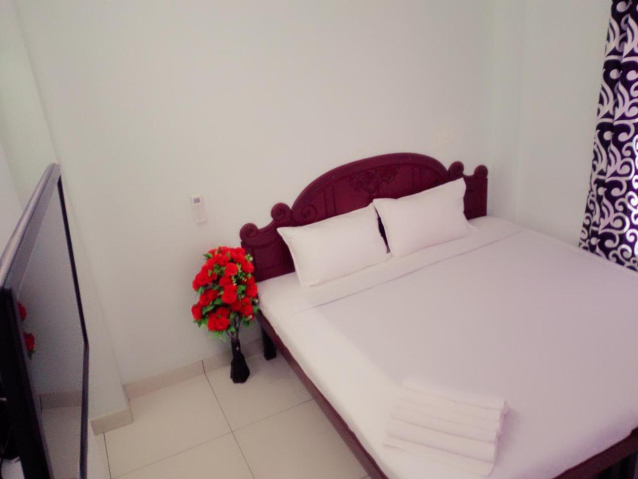 Pavithram Residency Bed & Breakfast Колам Екстериор снимка