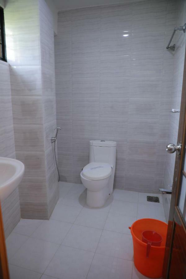 Pavithram Residency Bed & Breakfast Колам Екстериор снимка